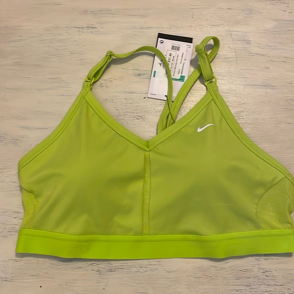 Nike Indy V-Neck Bra